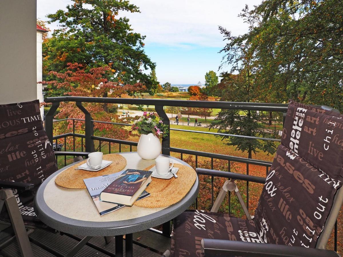 Kaiservillen Heringsdorf - Ferienwohnung Mit 1 Schlafzimmer Und Balkon Dr4 Eksteriør billede